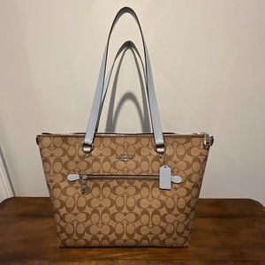 Coach (F79609) Pale Blue Gallery Tote